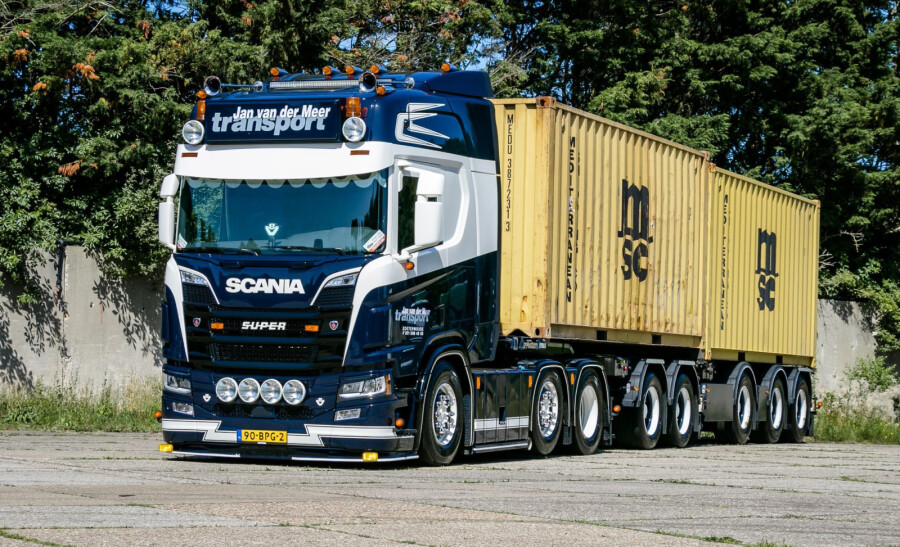 JAN VAN DER MEER; SCANIA R HIGHLINE CR20H 6X2 TWIN STEER 2 CONNECT COMBI TRAILER 2+3 AXLE + 2X