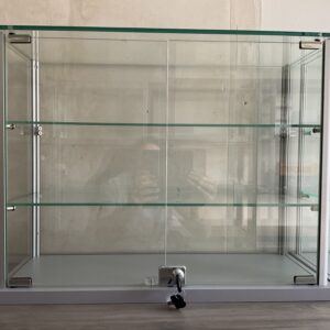 Vitrine L650mm x B250mm x H500mm 2 Tablare